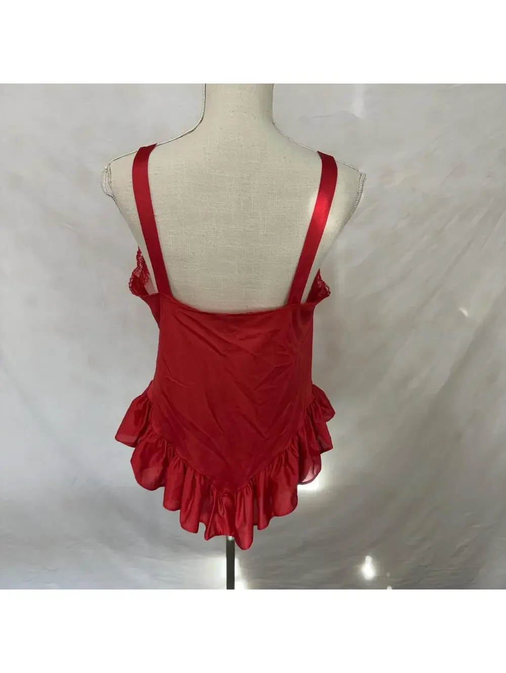 Red heart detail sheet front ruffled lingerie top/gown vintage 90s